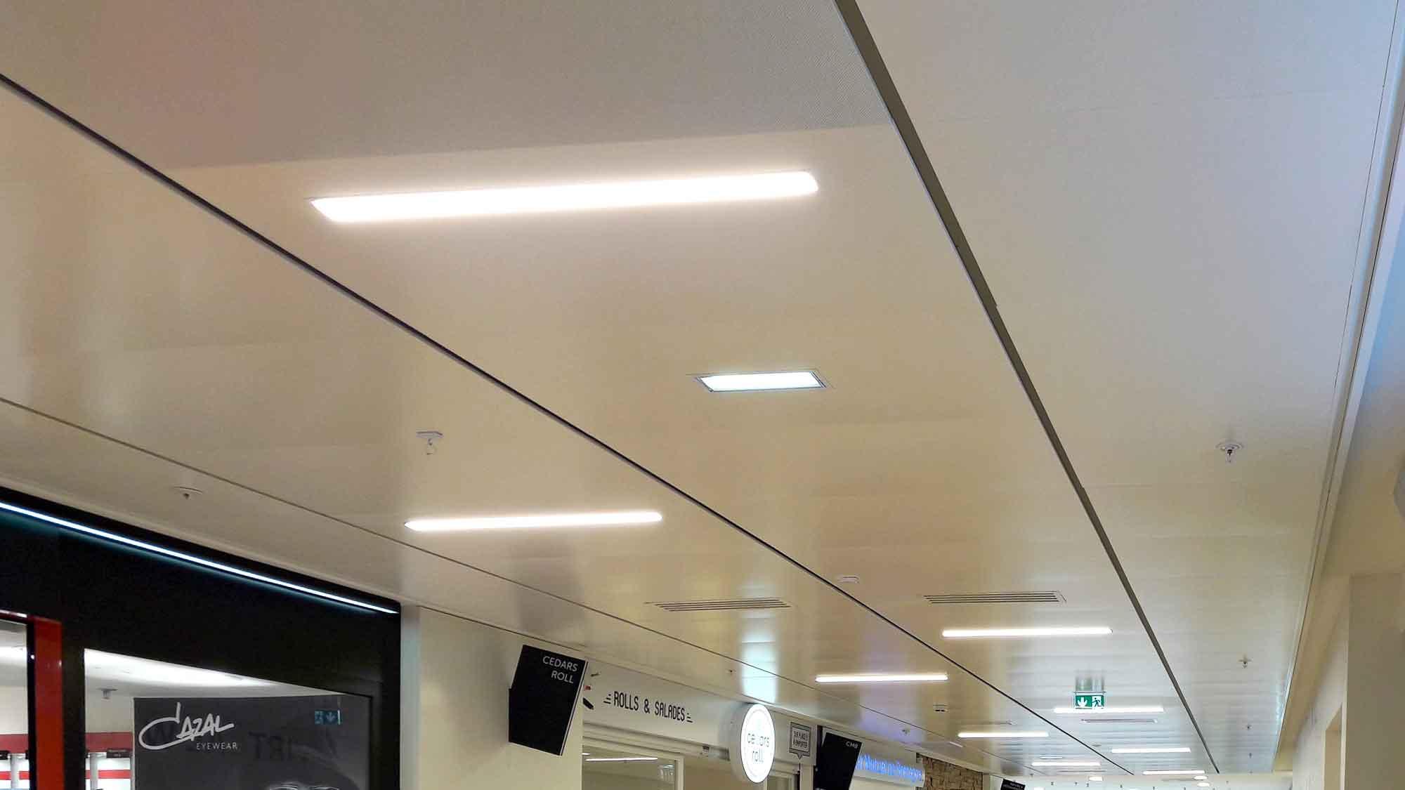 Cc Colombia Rennes Plafond Suspendu Hall Interieur Luminaire