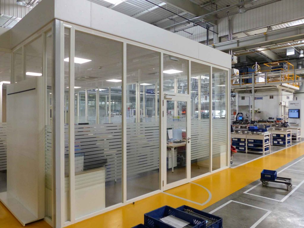 Cabine Usine Industrielle Vitree Cloisons Faurecia