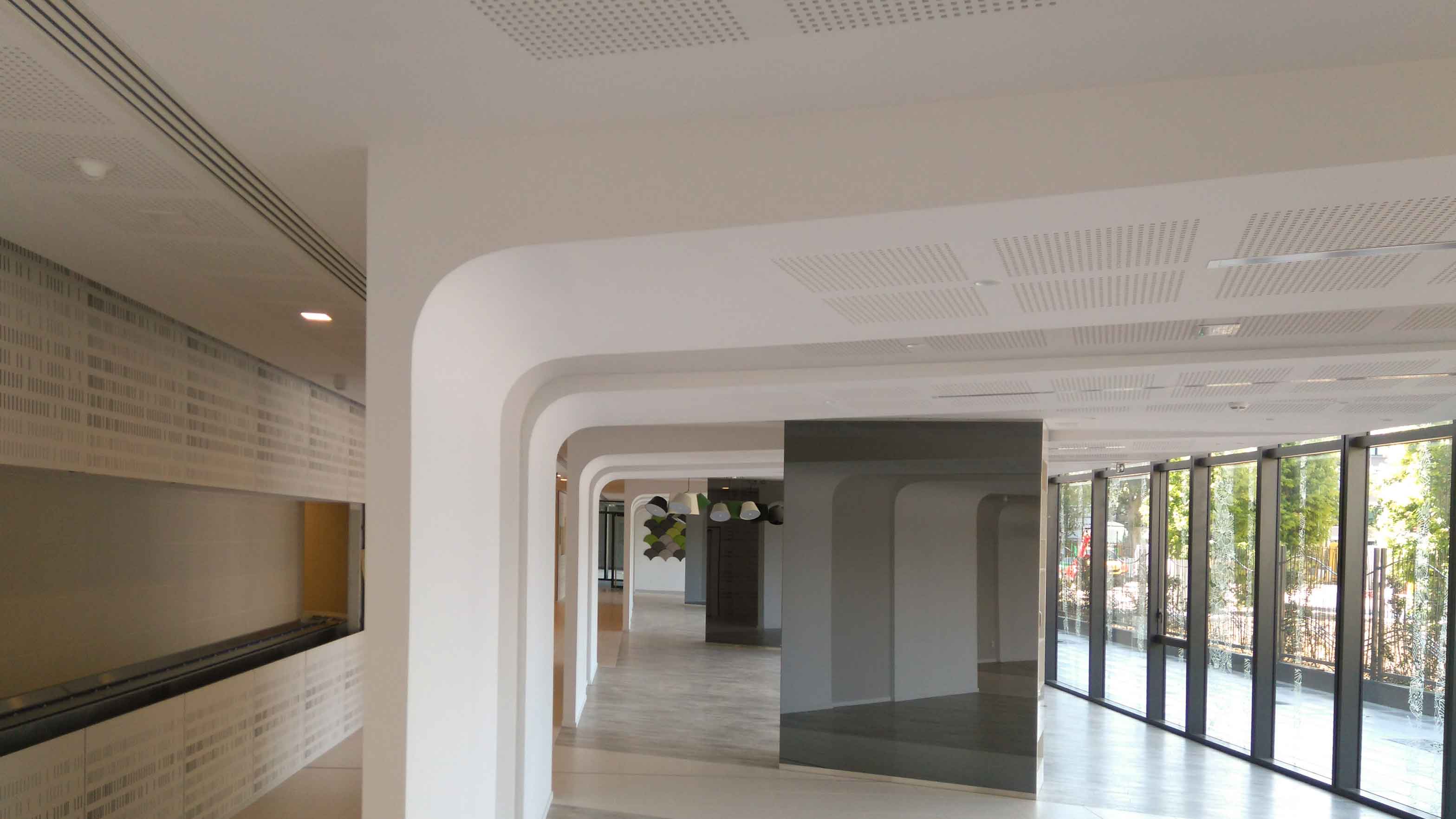 Plafond Gyptone Activ Air Quattro 41 Silvae Plafonds Acoustiques Miroir Langlois Sobreti Idf