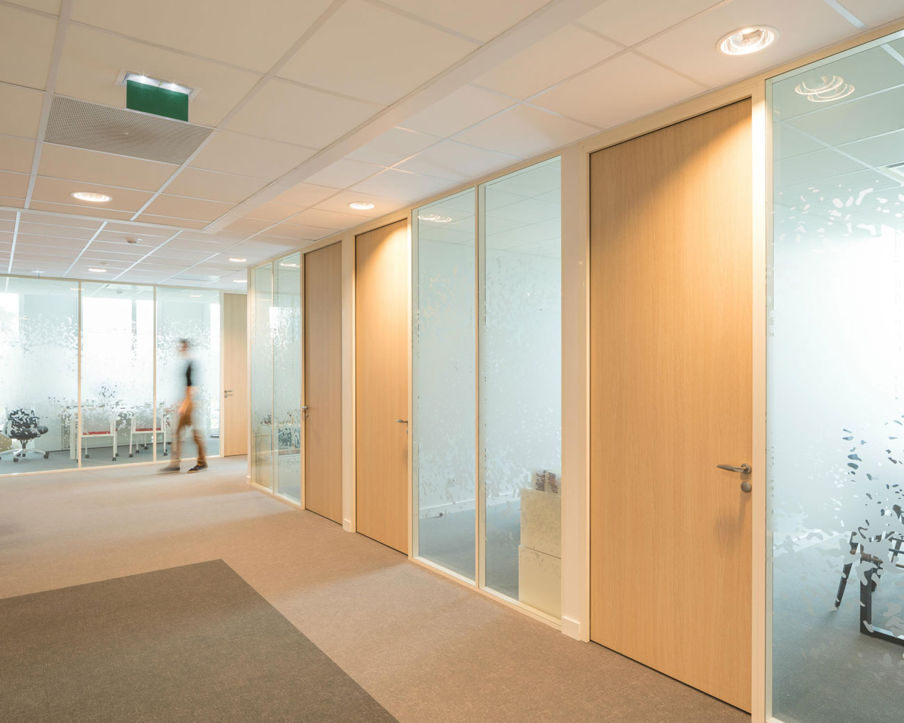 Langlois Sobreti Nantes Amenagement Bancaire Cloison Modulaire Cepbl 44 Couloir Plafonds Bloc Porte